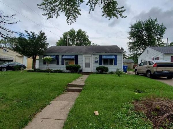 3722 14th Avenue , Moline, IL 61265
