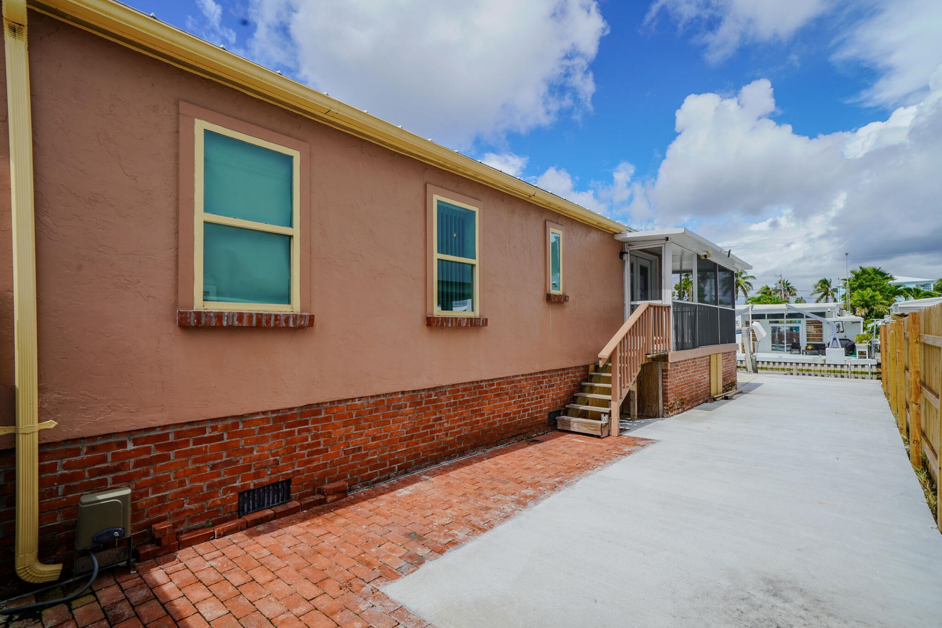 185 W Avenue A, Key Largo, FL 33037 Photo