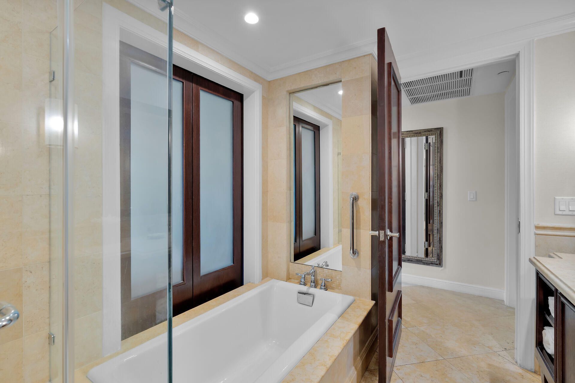 81801 Overseas Highway, Unit 716, Islamorada, FL 33036 Photo