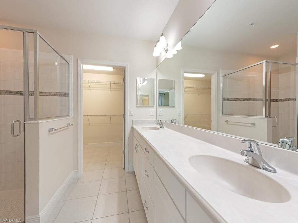 6960 Avalon Cir, Unit 803, Naples, FL 34112 Photo
