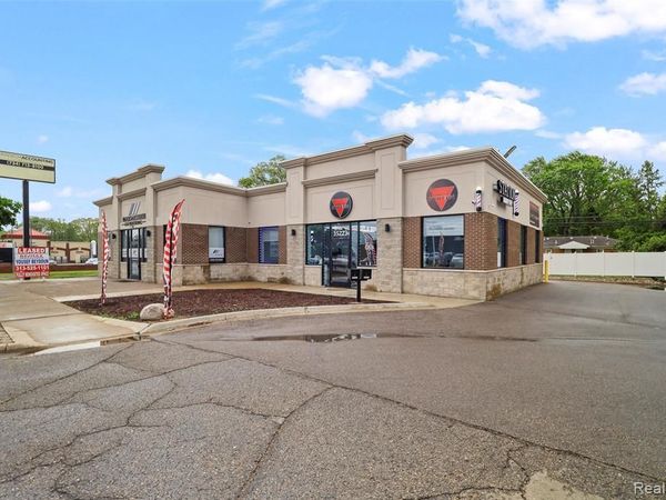 35223 Ford Rd , Detroit, MI 48185