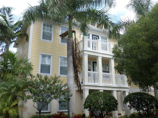 276 Murcia Drive, Unit 307, Jupiter, FL 33458