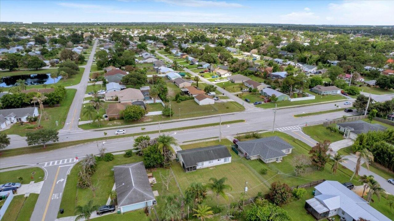 2118 SW Airoso Boulevard, Port Saint Lucie, FL 34984 Photo