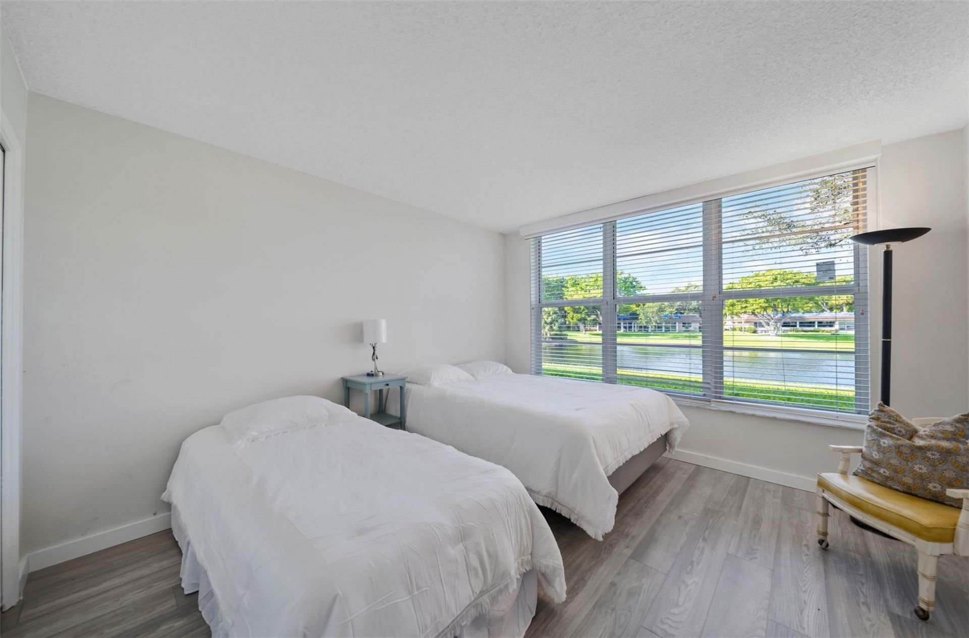 3611 Oaks Clubhouse Drive, Unit 104, Pompano Beach, FL 33069 Photo
