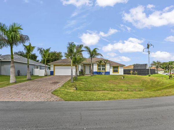 2194 SW SALMON Road, Port St. Lucie, FL 34953