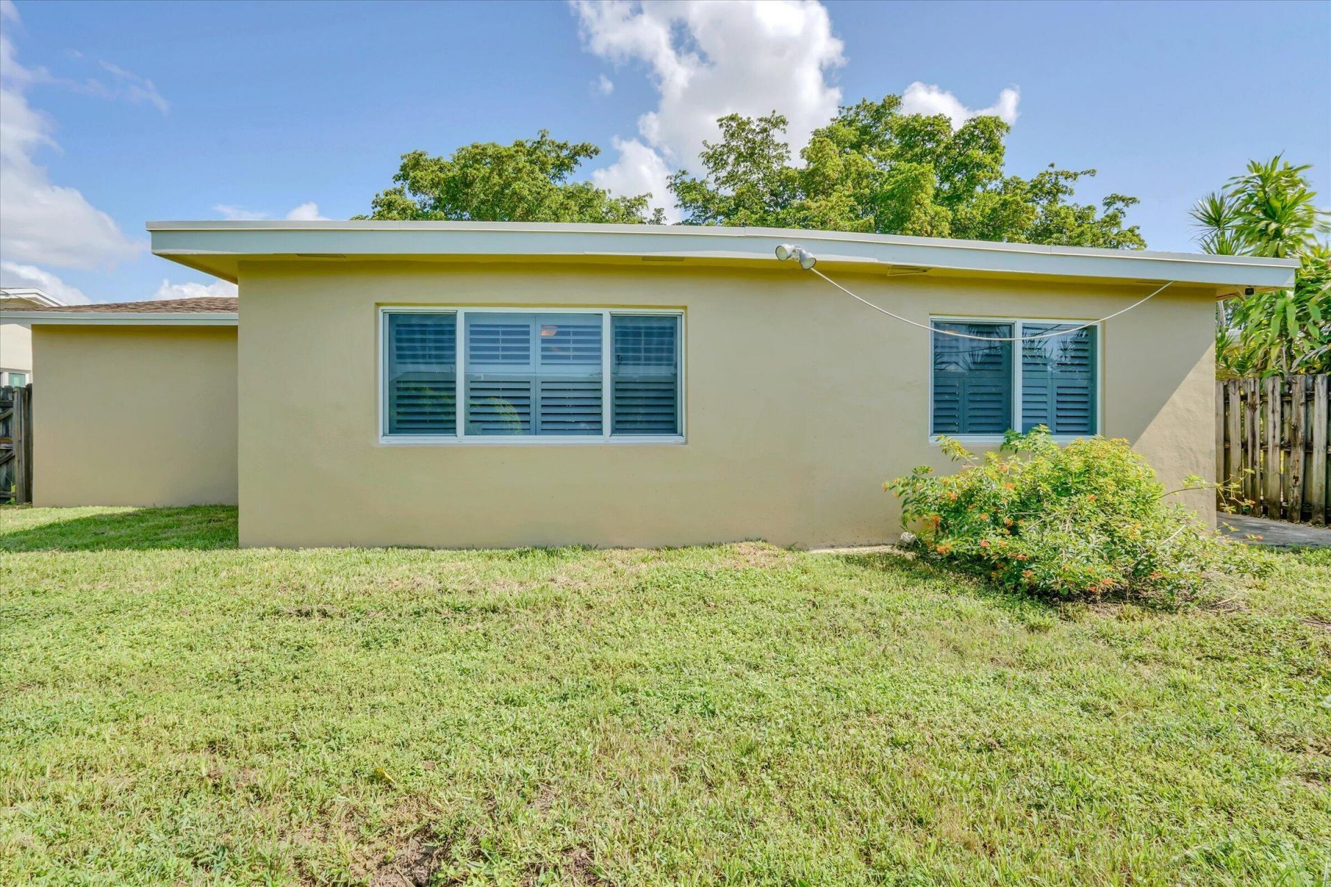 10270 NW 24th Court, Sunrise, FL 33322 Photo