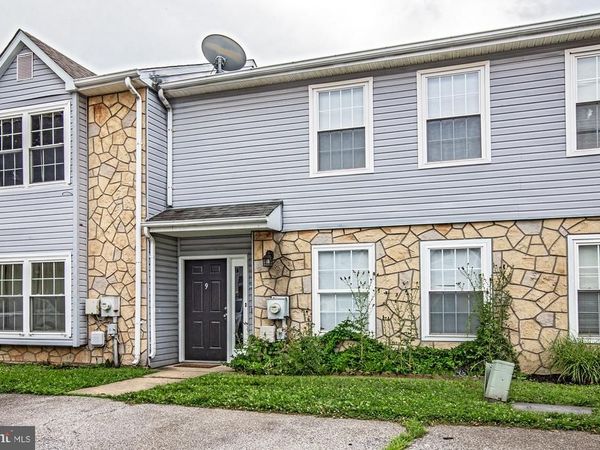 9 ARNOLD PLACE , NEWARK, DE 19702