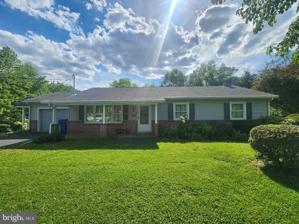 2002 BRIDGE ROAD , LANCASTER, PA 17602