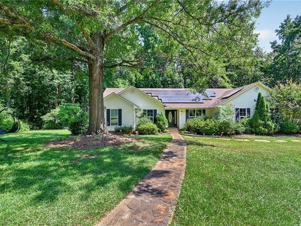 121 Normandy Road , Eatonton, GA 31024