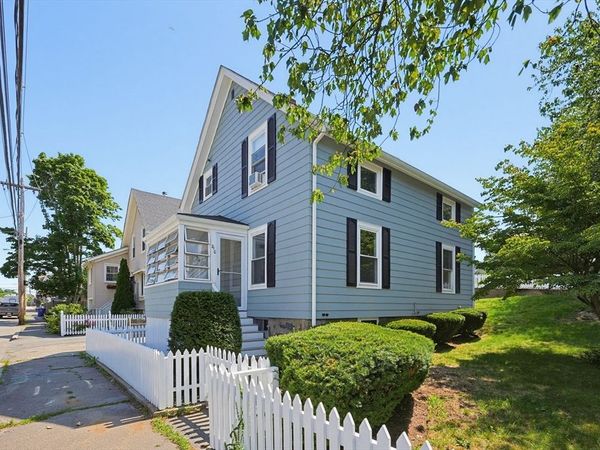 210 Pleasant Street, Marblehead, MA 01945