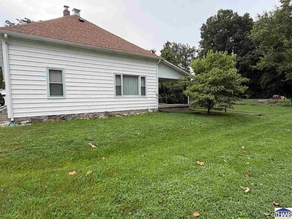 335 N 7th Street, Clinton, IN 47842