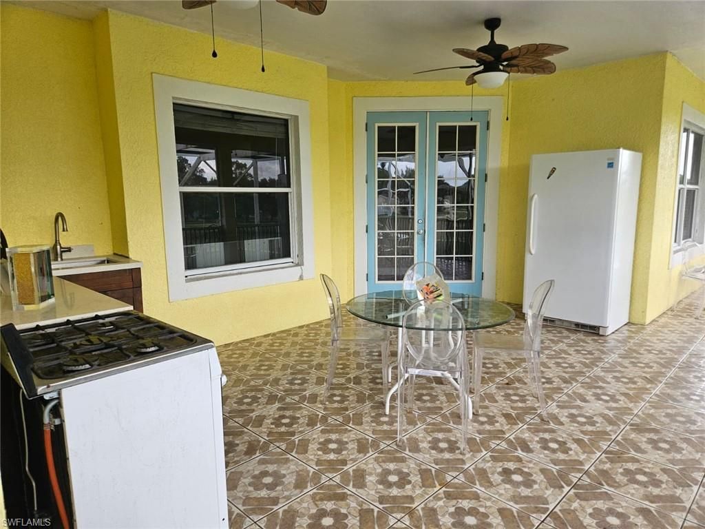 915 Barbara Ct , Lehigh Acres, FL 33974 Photo