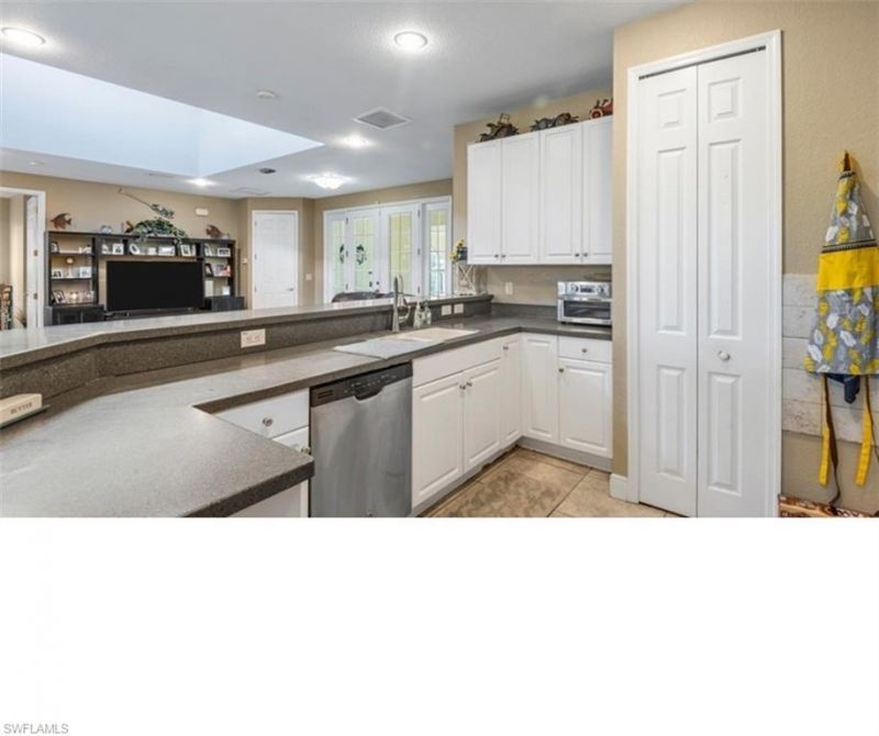 915 Barbara Ct , Lehigh Acres, FL 33974 Photo