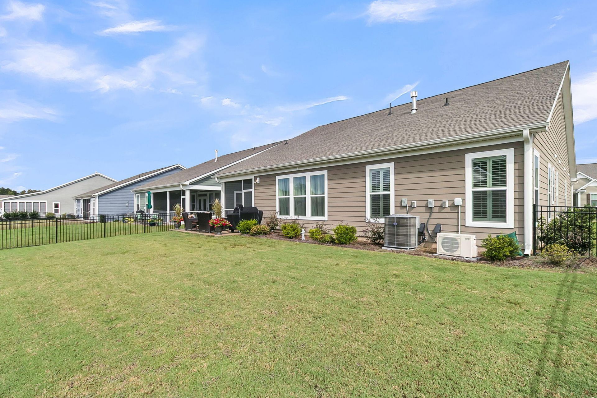 4029 Wood Violet Lane Photo 38