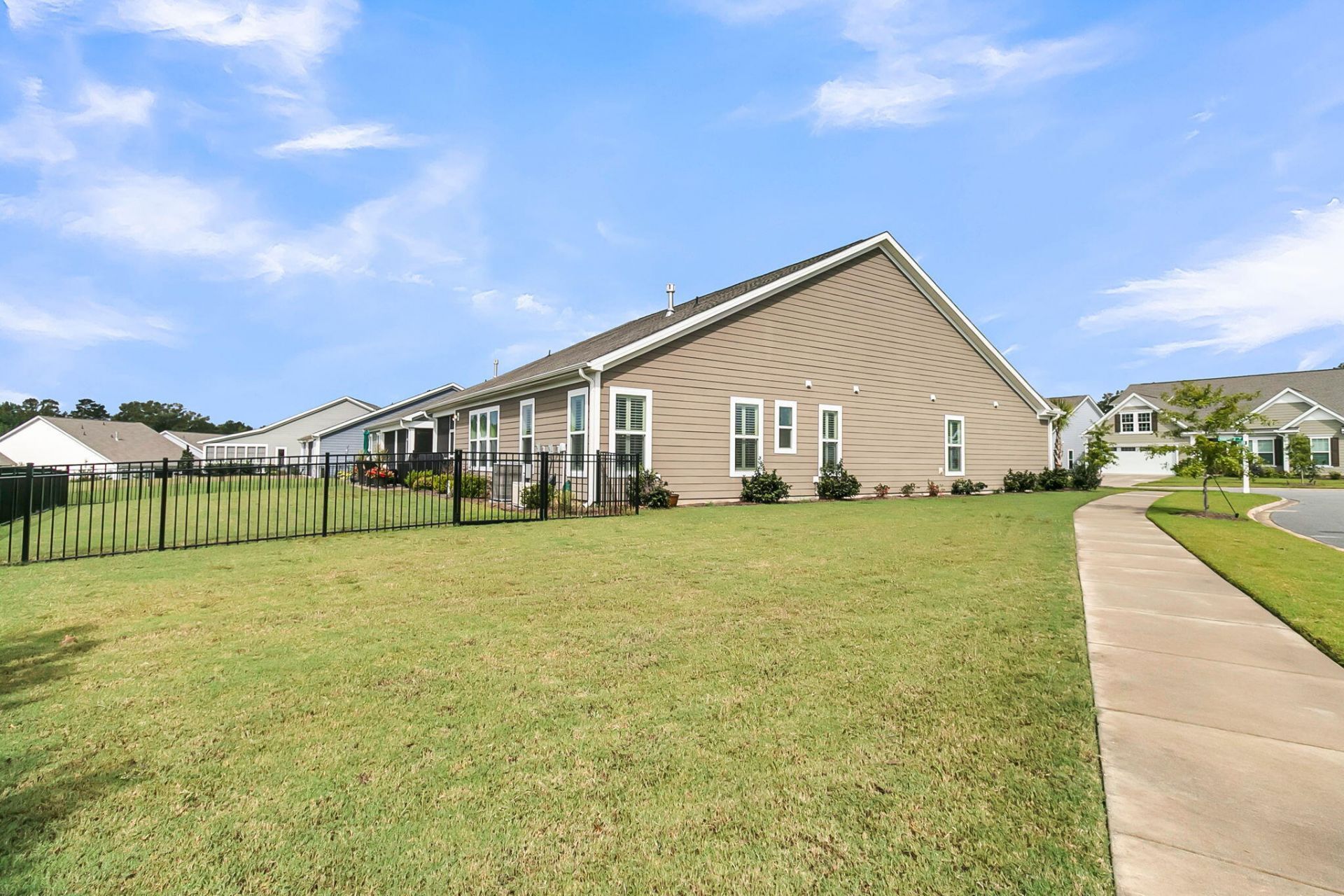 4029 Wood Violet Lane Photo 41