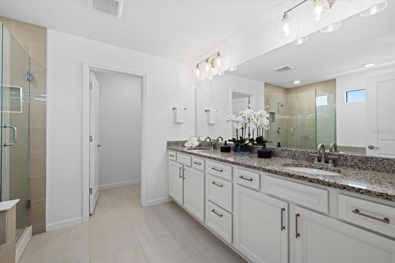 16251 Hidden Oak Loop, Bradenton, FL 34211 Photo