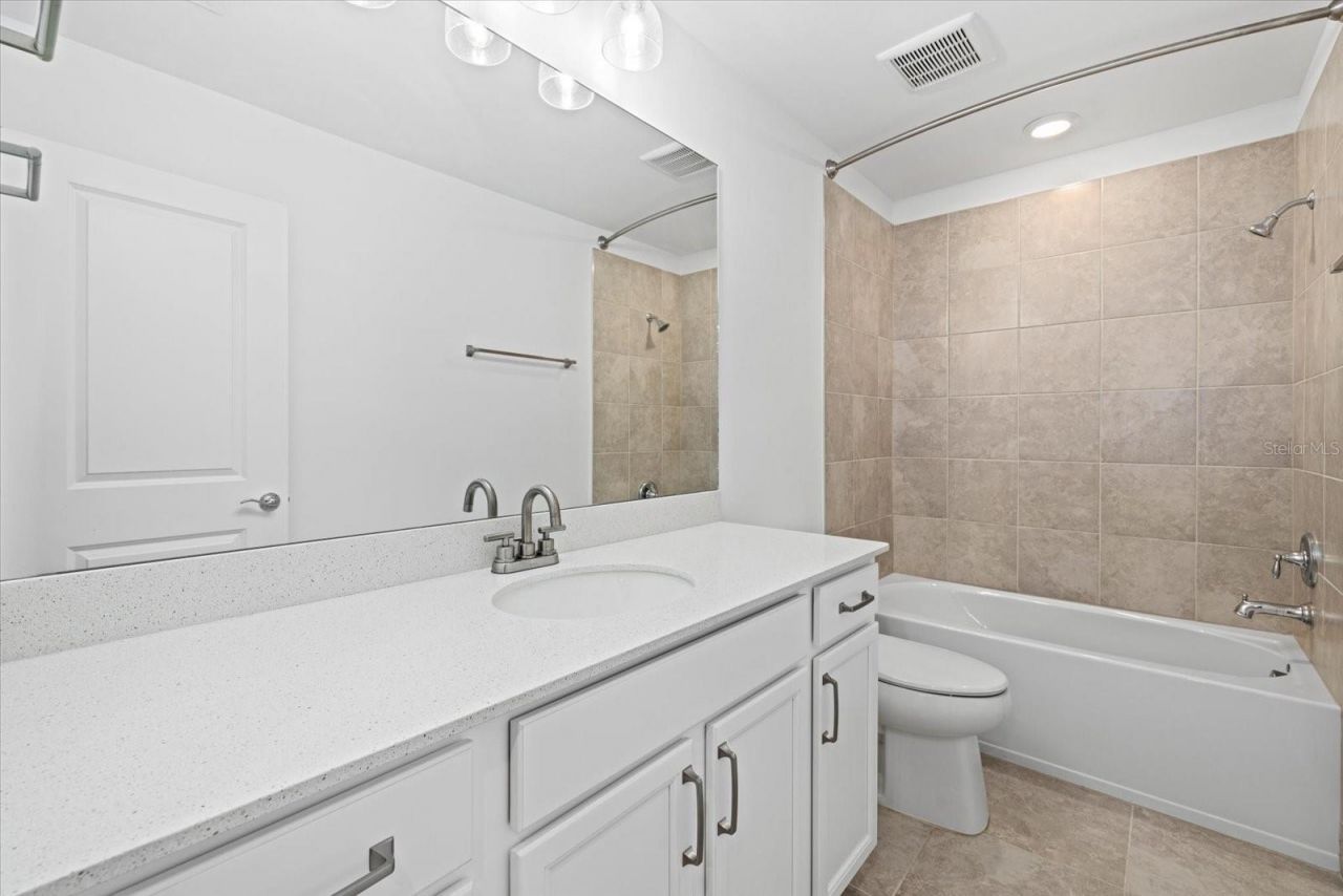 16251 Hidden Oak Loop, Bradenton, FL 34211 Photo