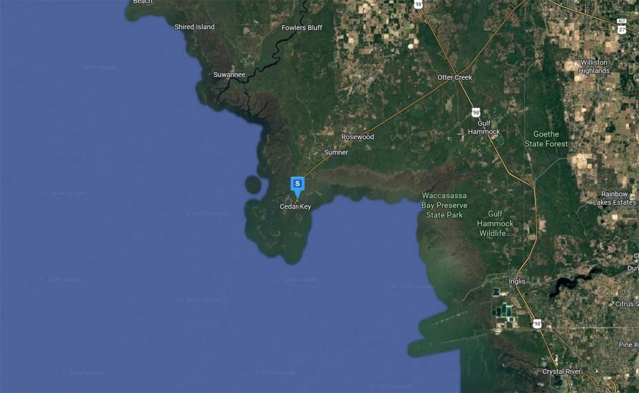 12425 Cedar St , Cedar Key, FL 32625 Photo