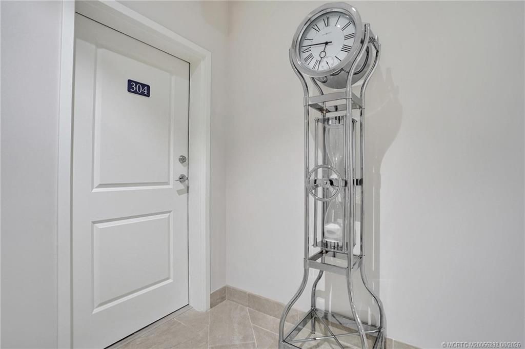 41 Seminole SW Street, Unit Apt #304, Stuart, FL 34994 Photo