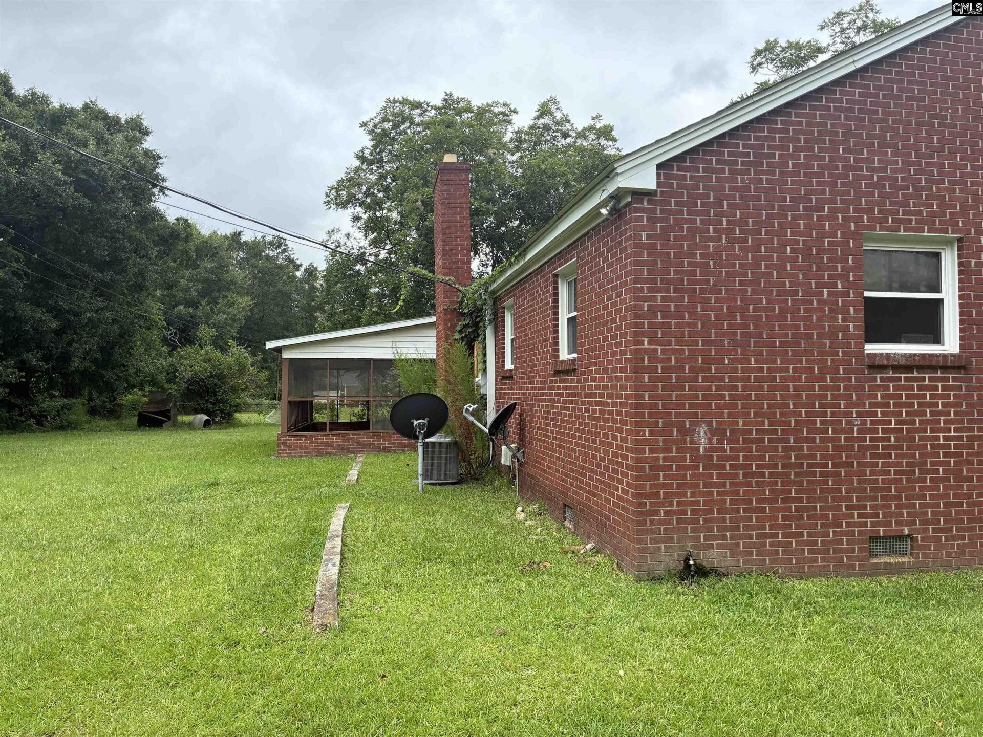 374 Old Whitmire Highway  Photo 5