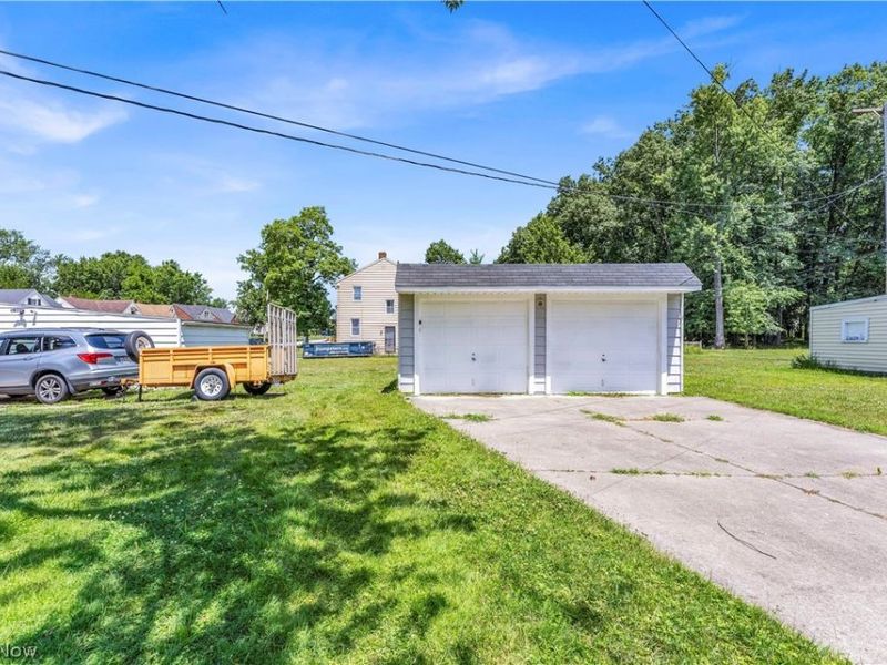 18405 Raymond Street, Maple Heights, OH 44137 Photo 22