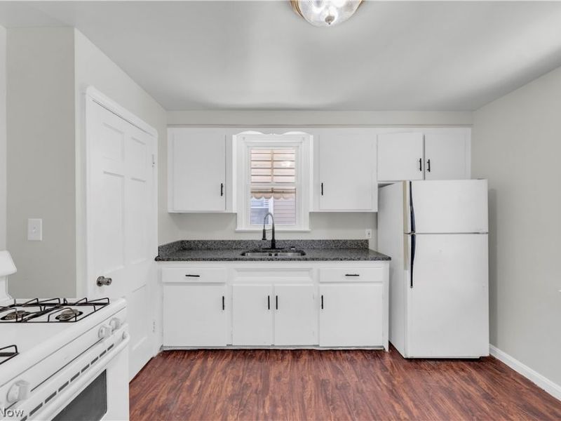 18405 Raymond Street, Maple Heights, OH 44137 Photo 8