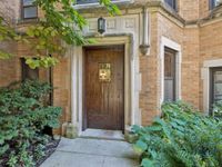 1210 W Jarvis Avenue, Chicago, IL 60626 primary photo