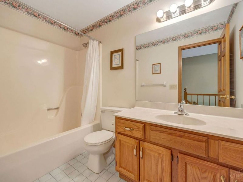 260 Heathwood Lane, Hamilton, OH 45013 Photo 44