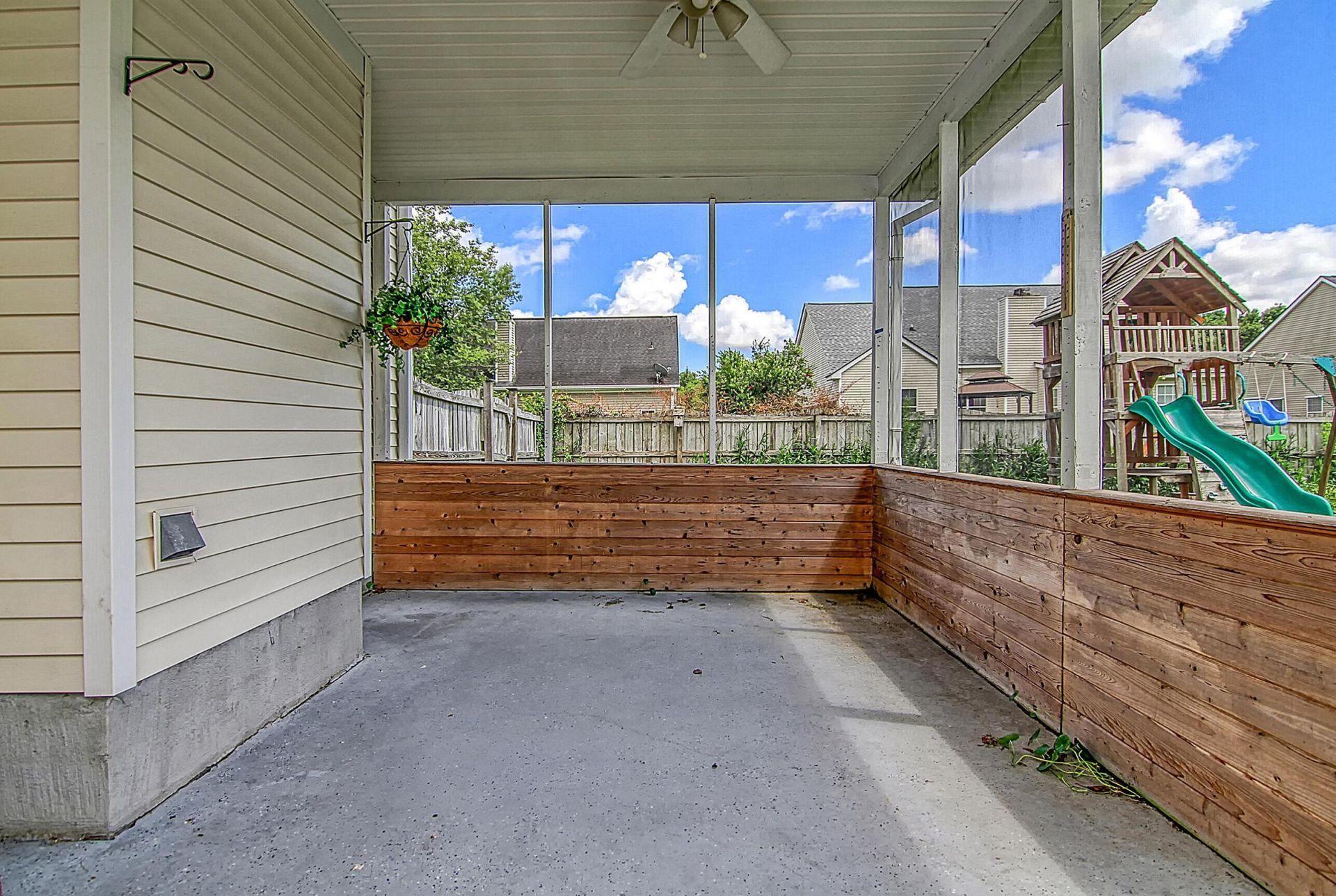 4025 Laurelwood Drive Photo 14