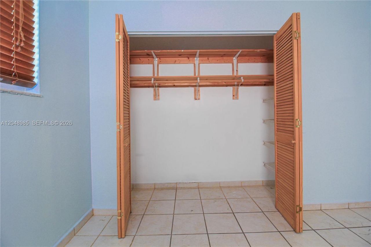 8050 NW 8th St , Unit 1306, Miami, FL 33126 Photo
