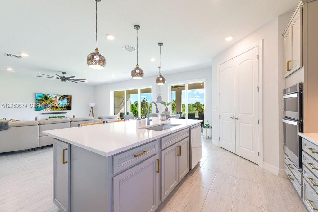 10305 SW Captiva Dr , Port Saint Lucie, FL 34987 Photo