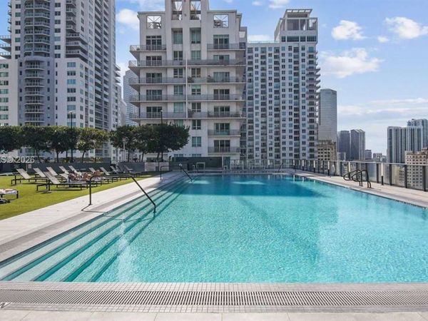 230 NE 4th Street , Unit C1, Miami, FL 33132