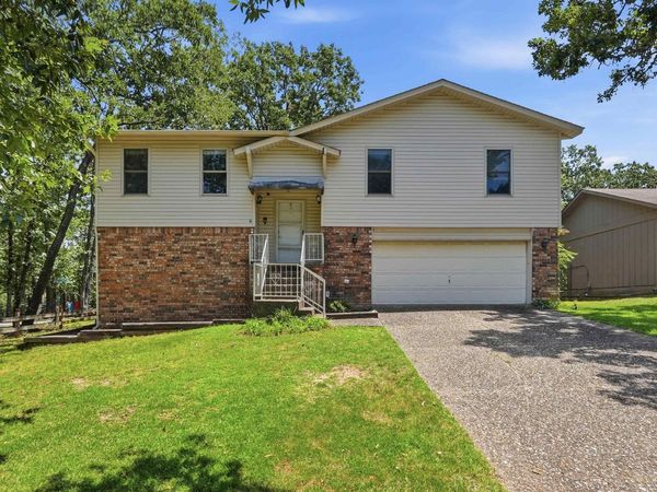 28 Johnny Ln, Sherwood, AR 72120