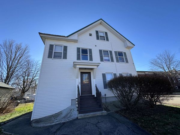 62 Ferry Street, Unit 3, Manchester, NH 03102