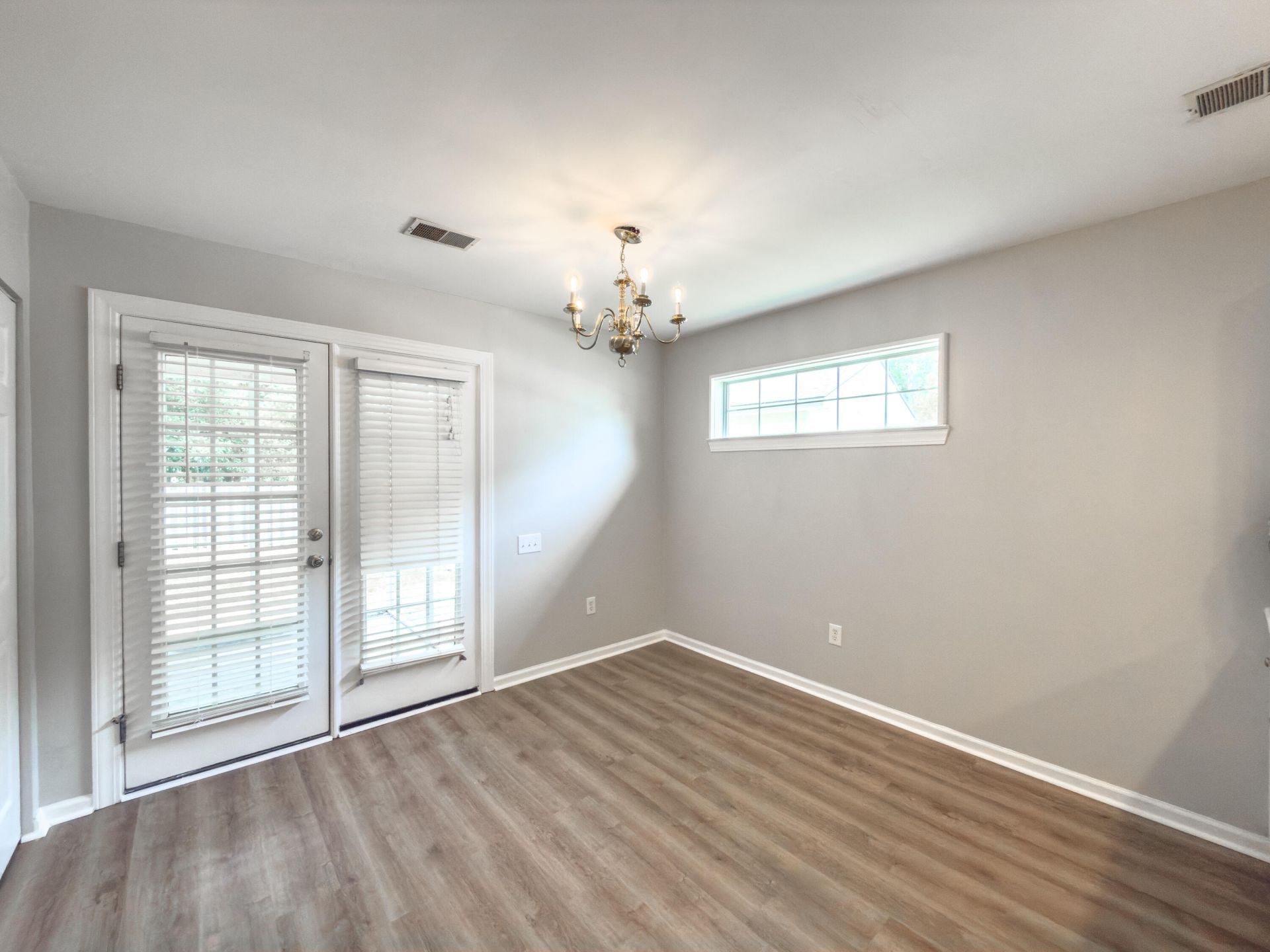 4841 Habersham Lane Photo 10