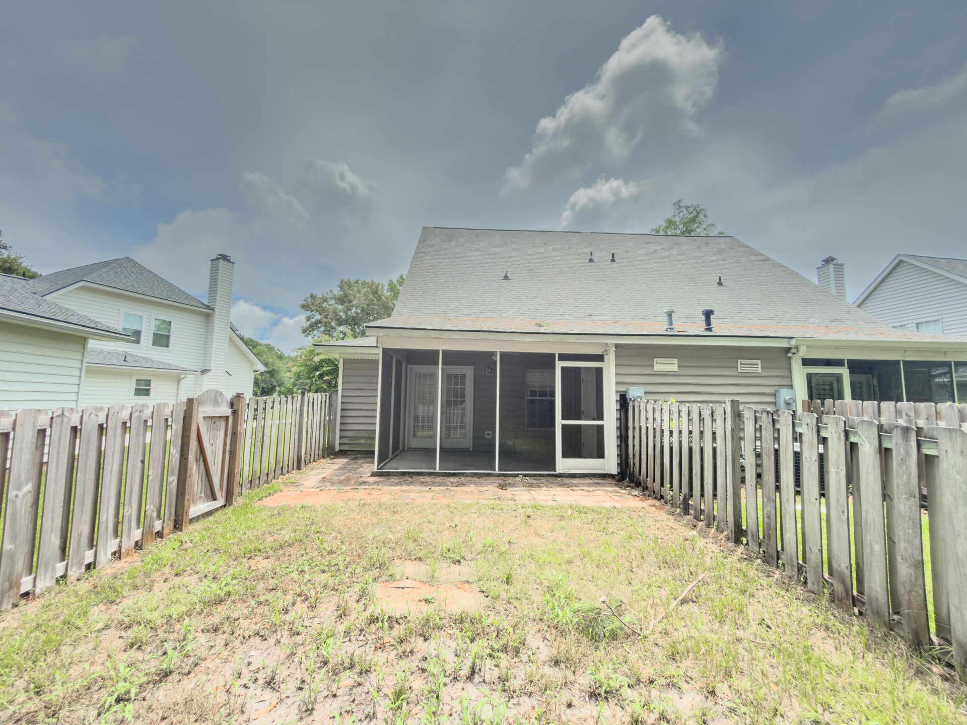 4841 Habersham Lane Photo 16