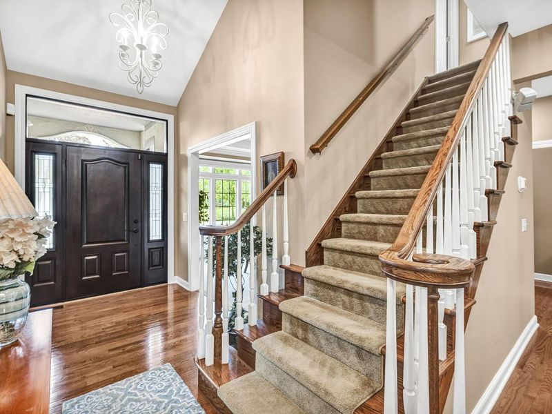 5976 Heritage Lakes Drive, Hilliard, OH 43026 Photo 6
