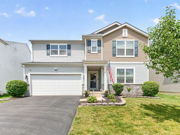 8674 Bobwhite Drive, Blacklick, OH 43004