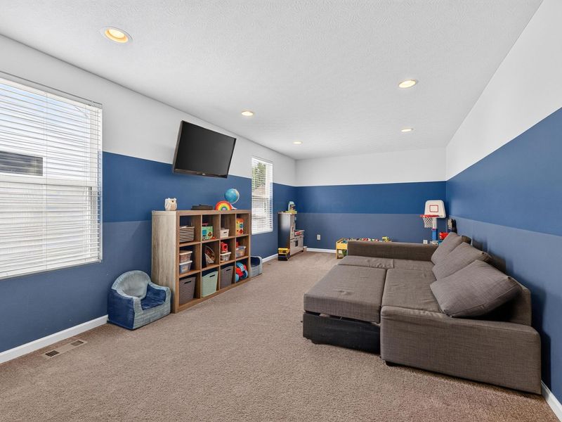 8674 Bobwhite Drive, Blacklick, OH 43004 Photo 24