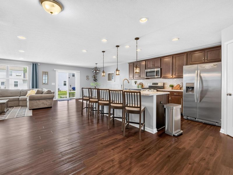8674 Bobwhite Drive, Blacklick, OH 43004 Photo 4