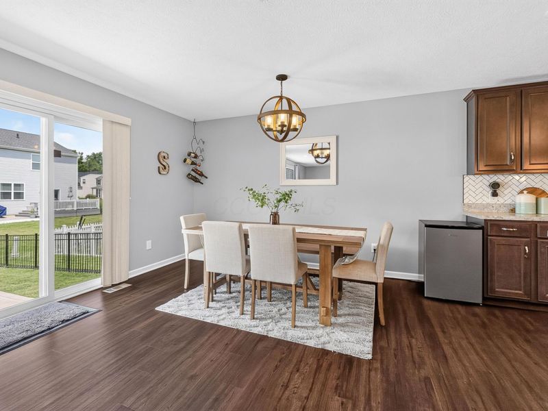 8674 Bobwhite Drive, Blacklick, OH 43004 Photo 8