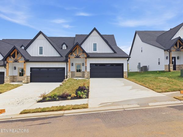 1812 Poplar Spgs Place, Maryville, TN 37803