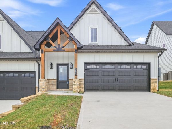 1812 Poplar Spgs Place, Maryville, TN 37803