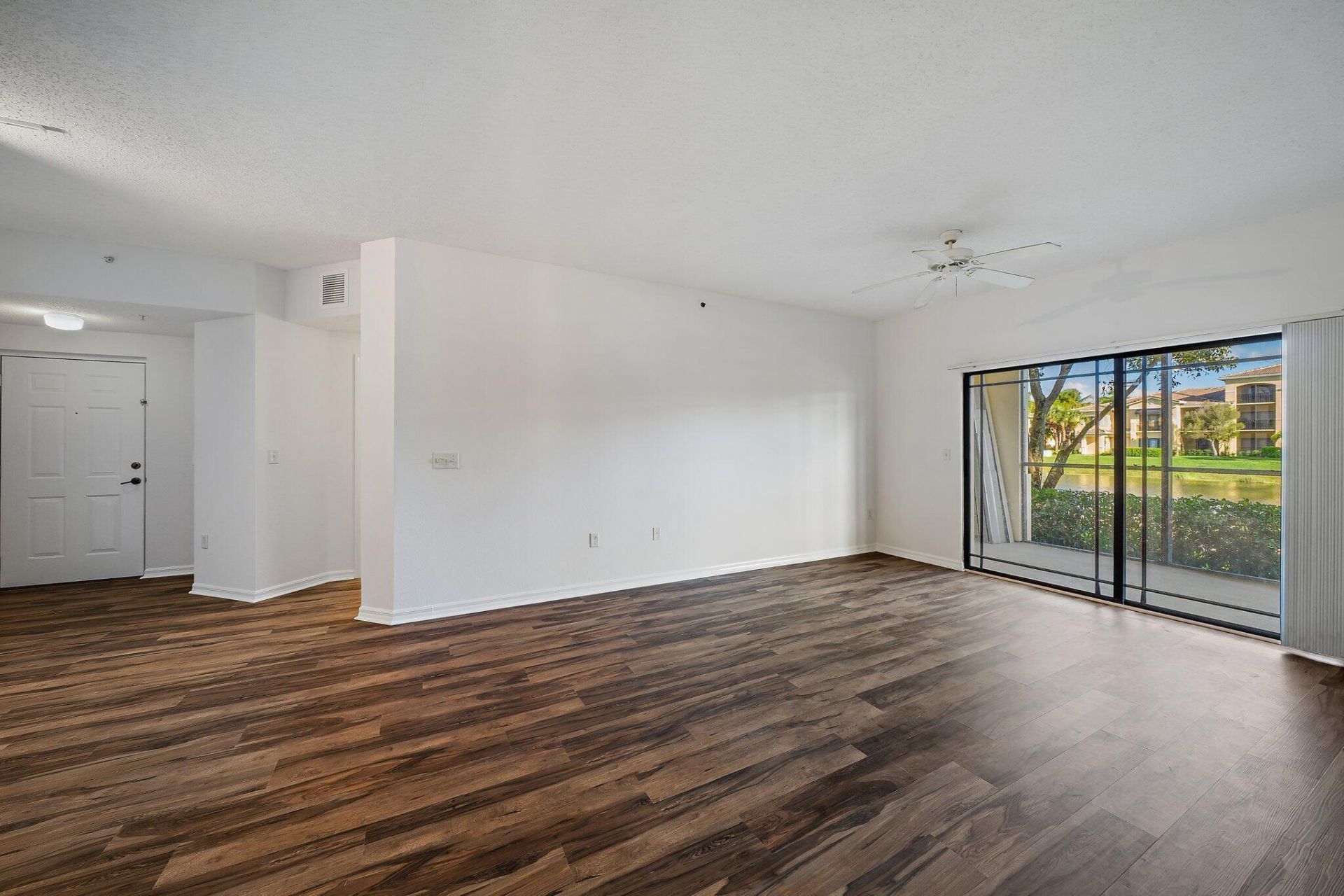 2725 Anzio Court, Unit 107, Palm Beach Gardens, FL 33410 Photo