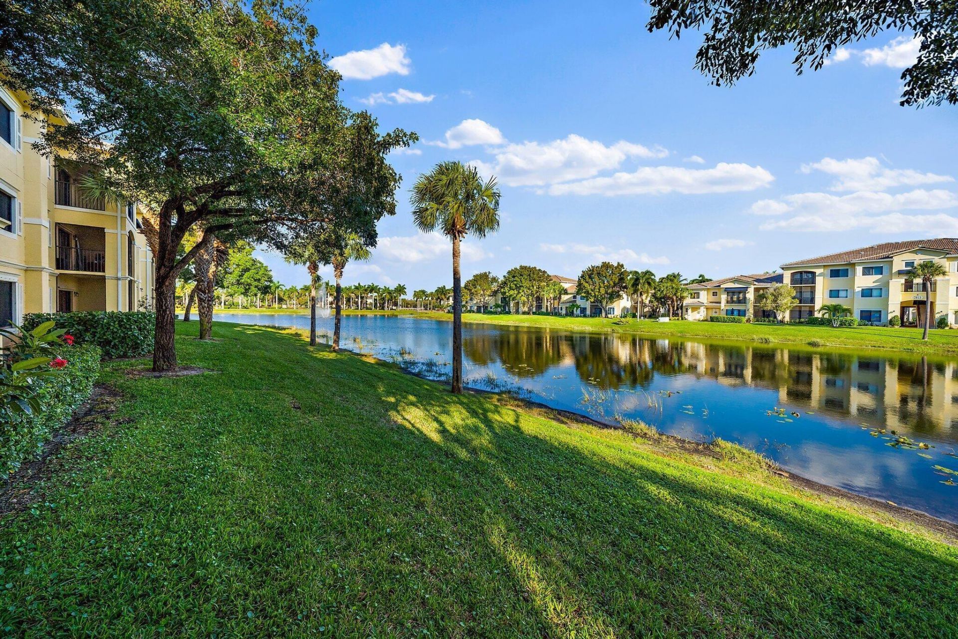 2725 Anzio Court, Unit 107, Palm Beach Gardens, FL 33410 Photo