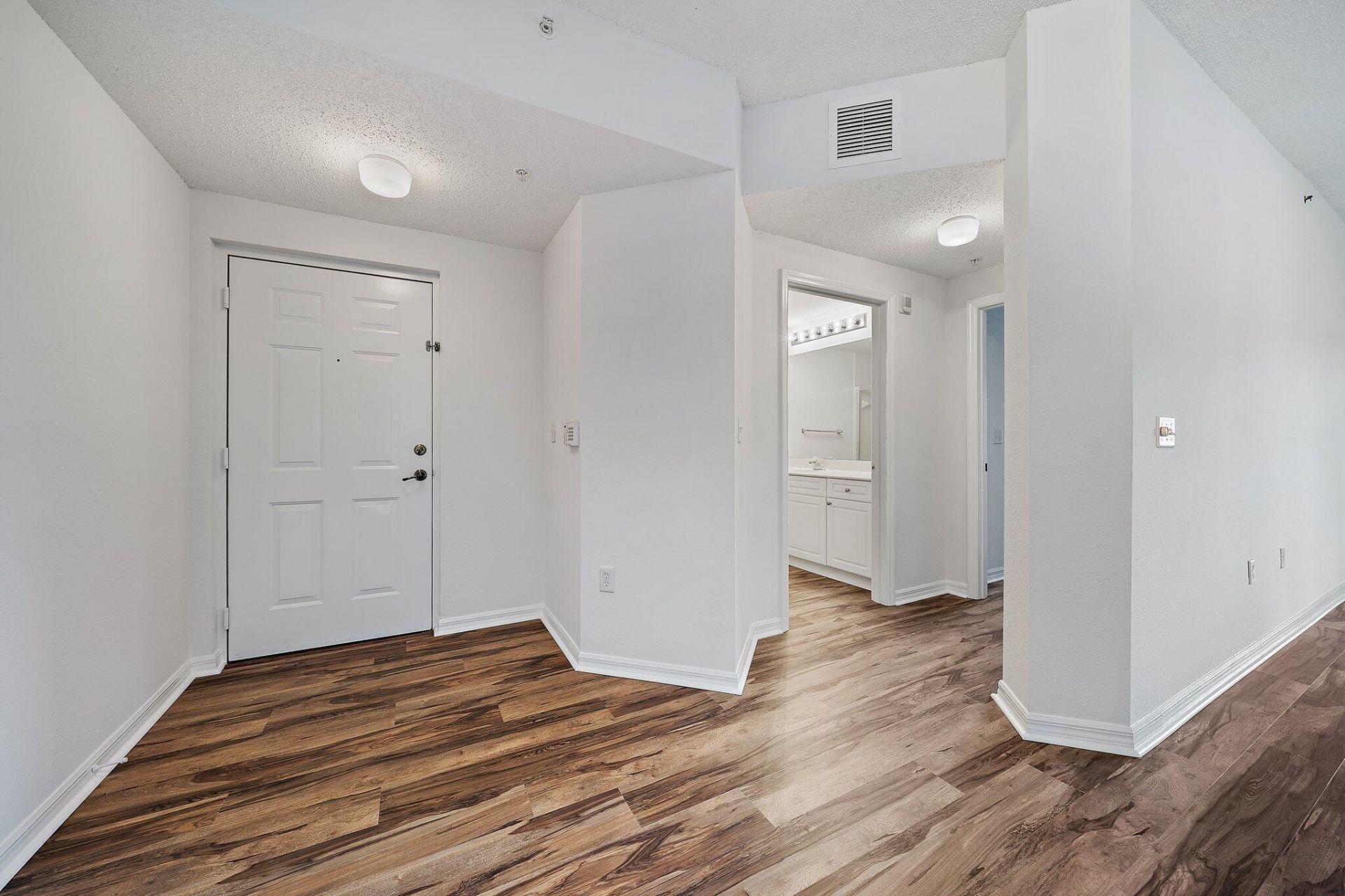 2725 Anzio Court, Unit 107, Palm Beach Gardens, FL 33410 Photo