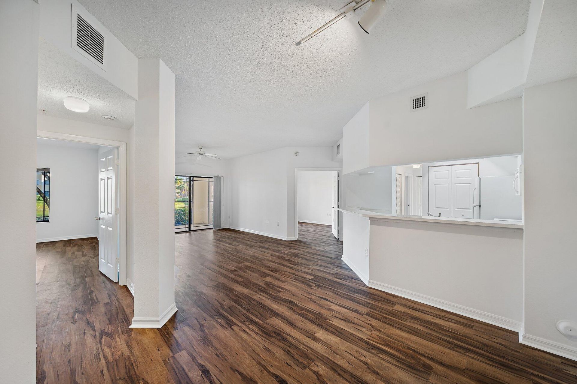 2725 Anzio Court, Unit 107, Palm Beach Gardens, FL 33410 Photo