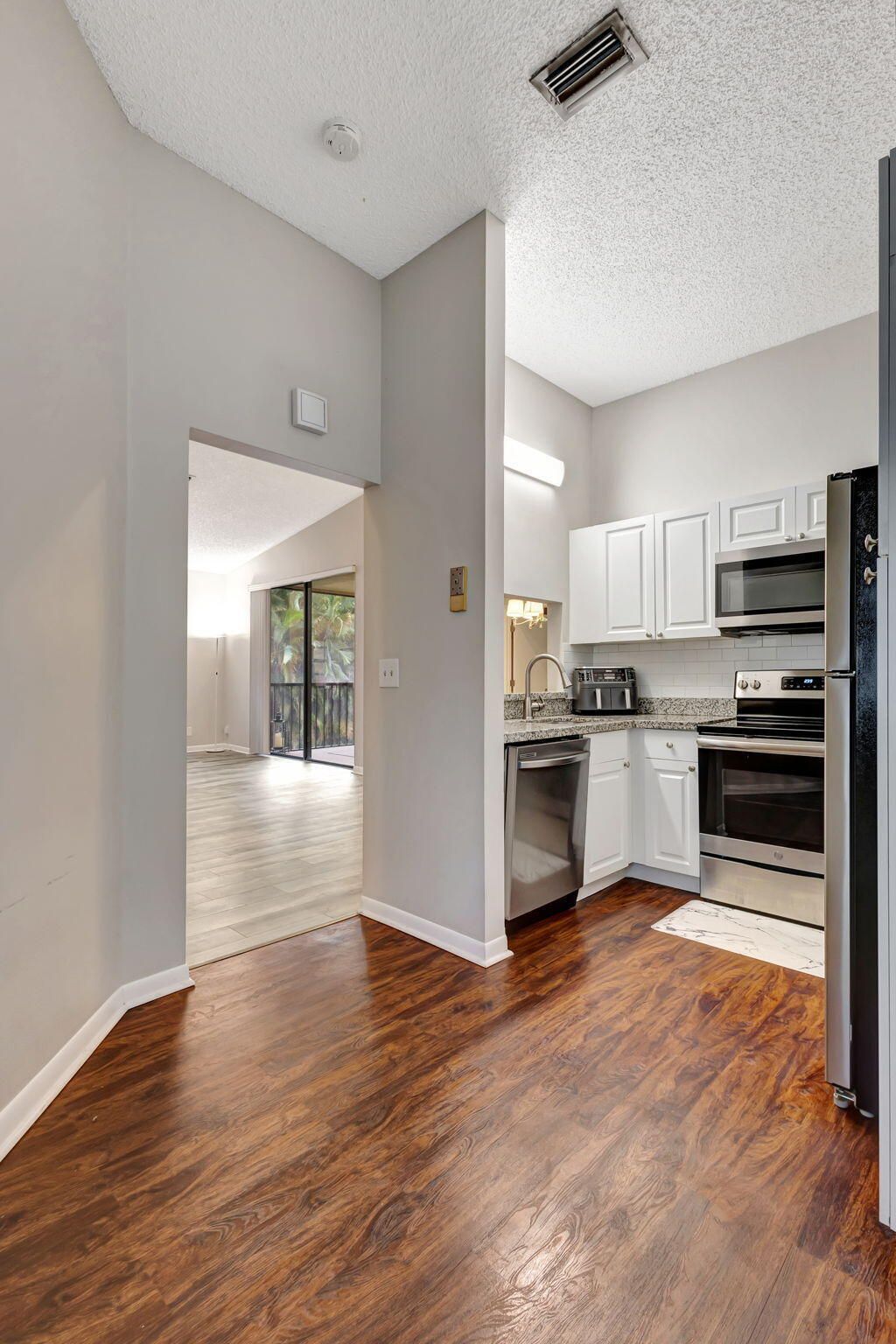 5450 Verona Drive, Unit L, Boynton Beach, FL 33437 Photo