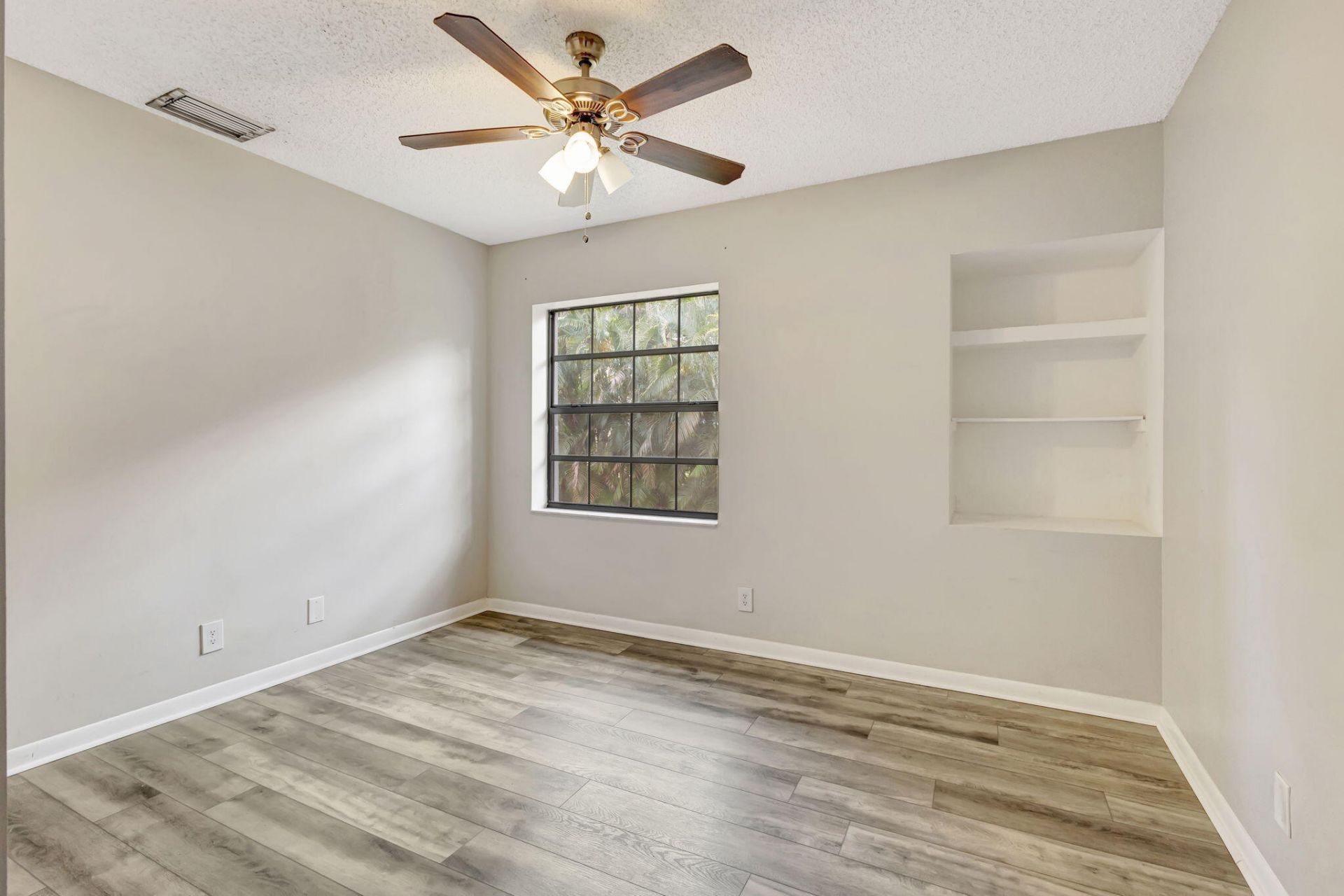 5450 Verona Drive, Unit L, Boynton Beach, FL 33437 Photo