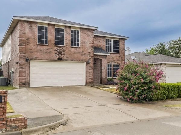 5525 Ventura Street , Fort Worth, TX 76244